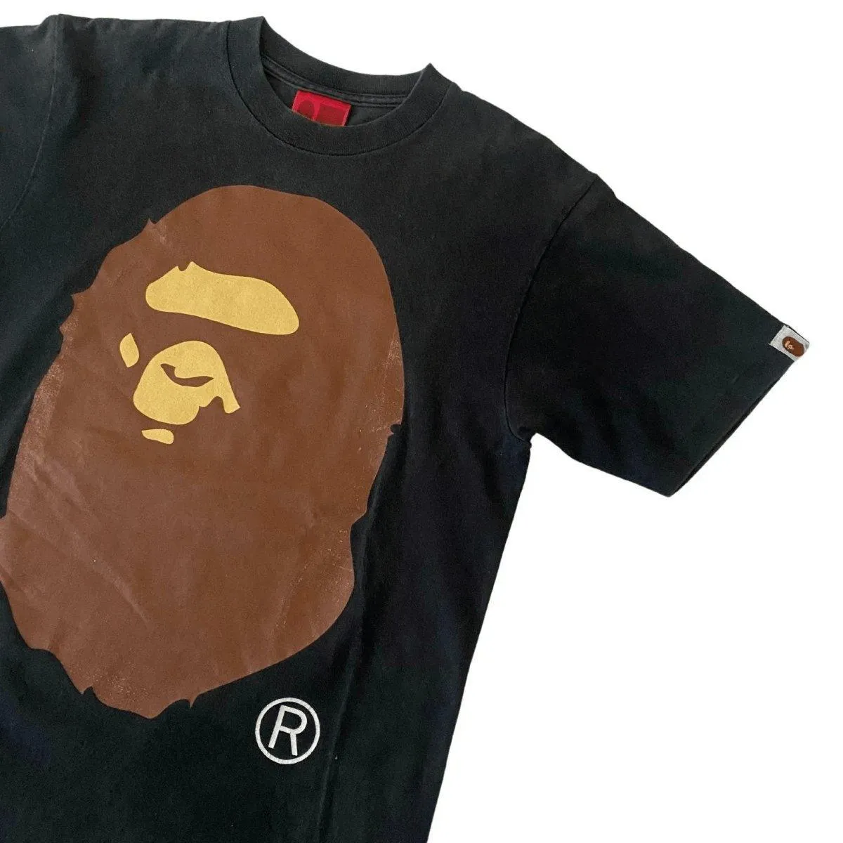 A BATHING APE BIG HEAD TEE  (S)