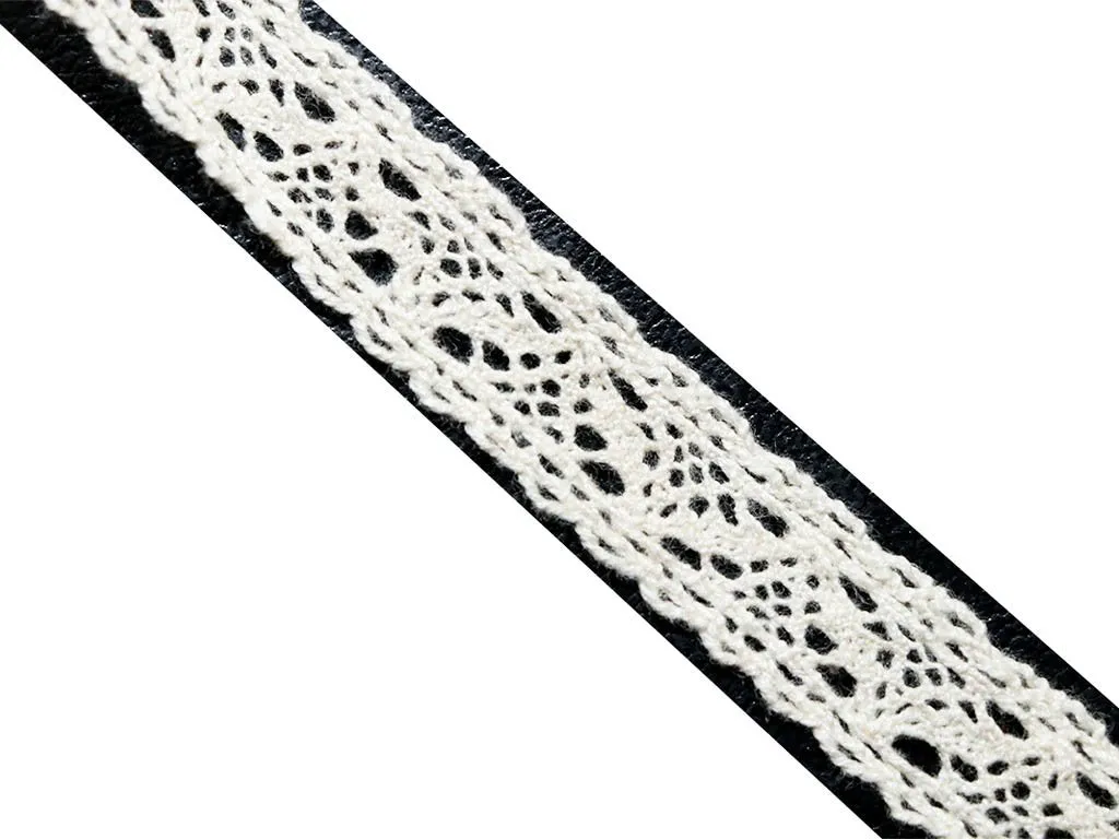 Dyeable Greige Design 1059 Cotton Laces