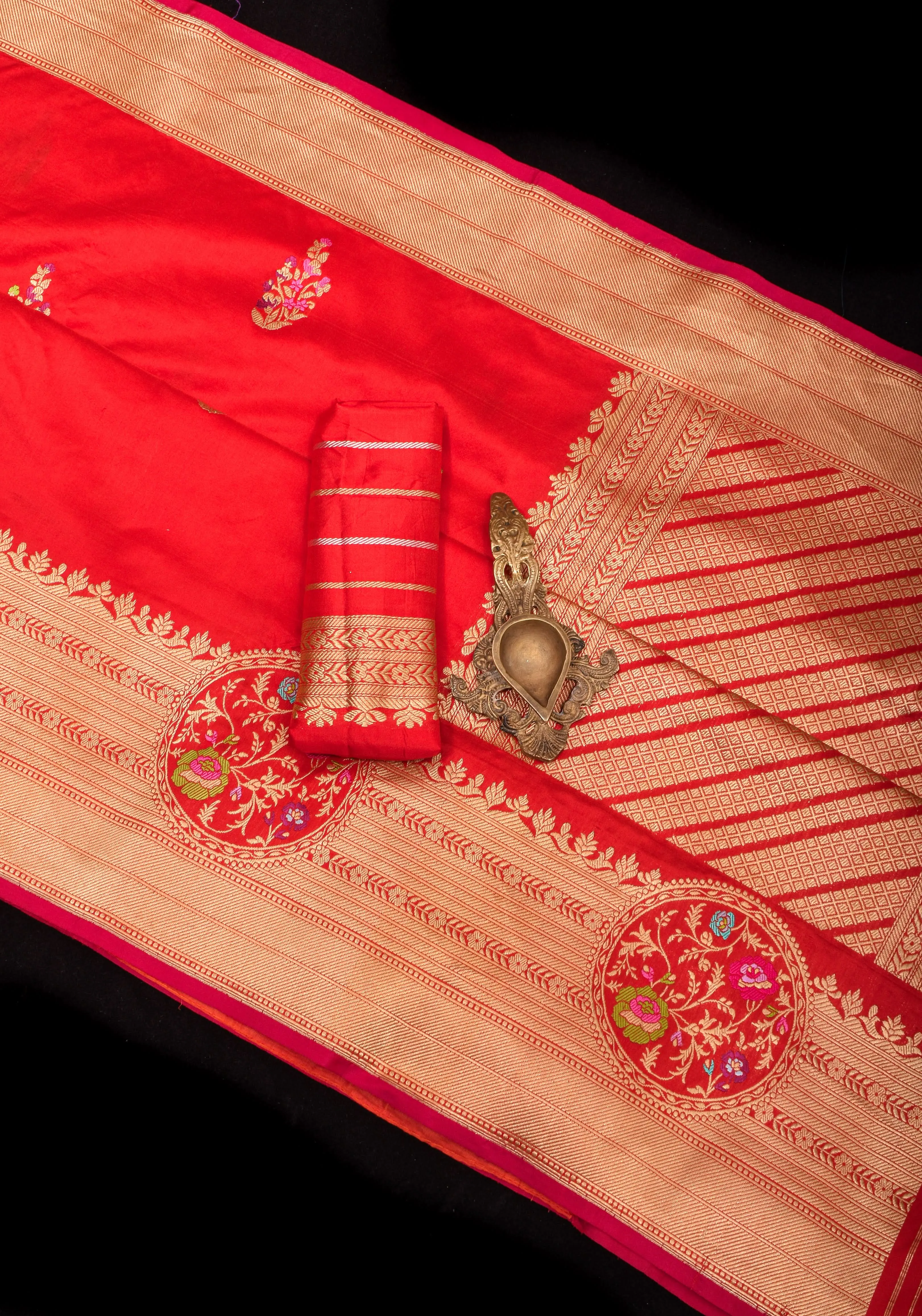 Exquisite Banarasi Katan Silk Saree Meenakari zari and Border in Red with Grand Pallu and Unique Zari Borders | SILK MARK CERTIFIED