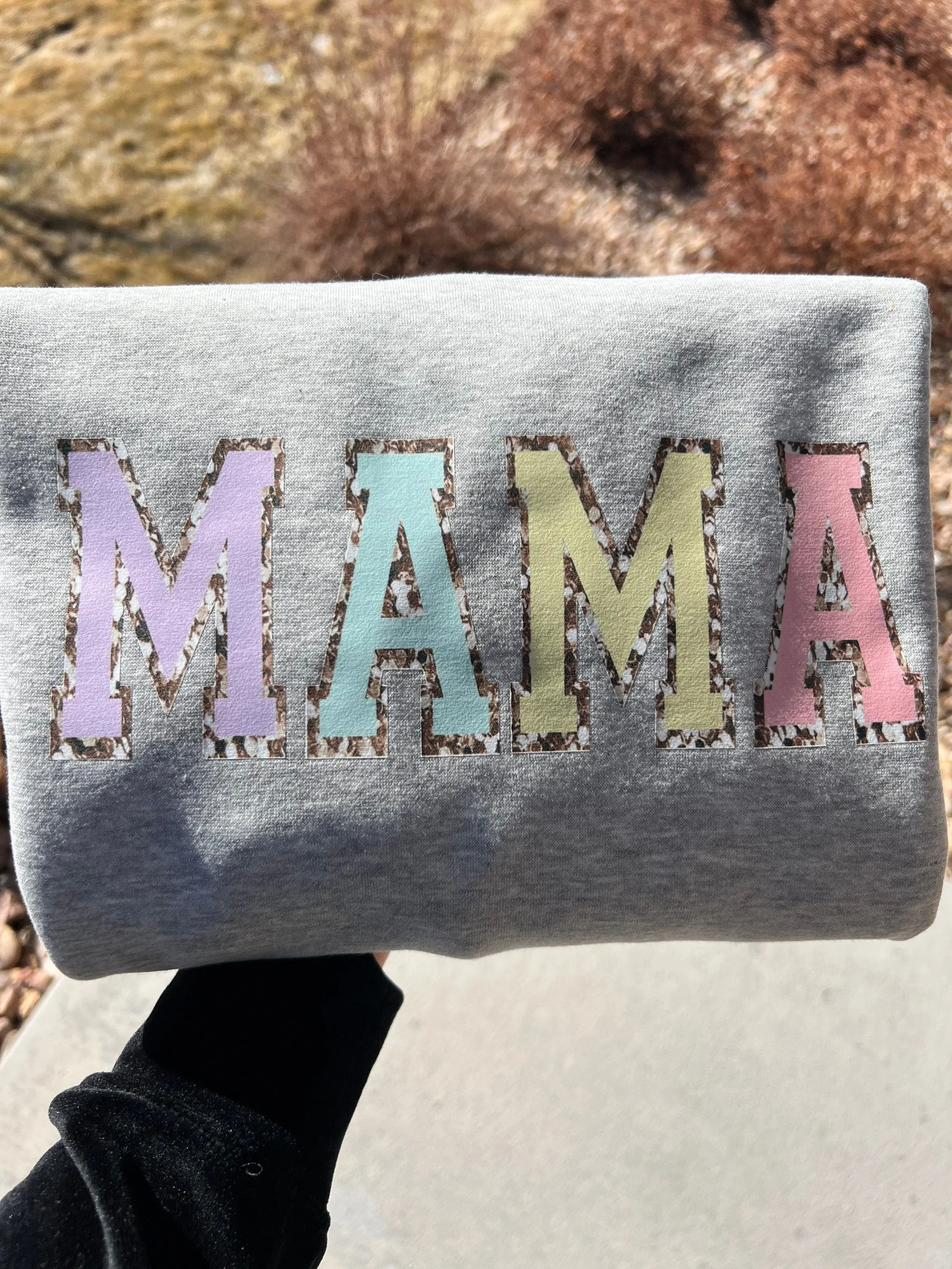 MAMA Unisex Sweatshirt Retro Style Mom Life Graphic Pullover Sweatshirt, Gift for Mom