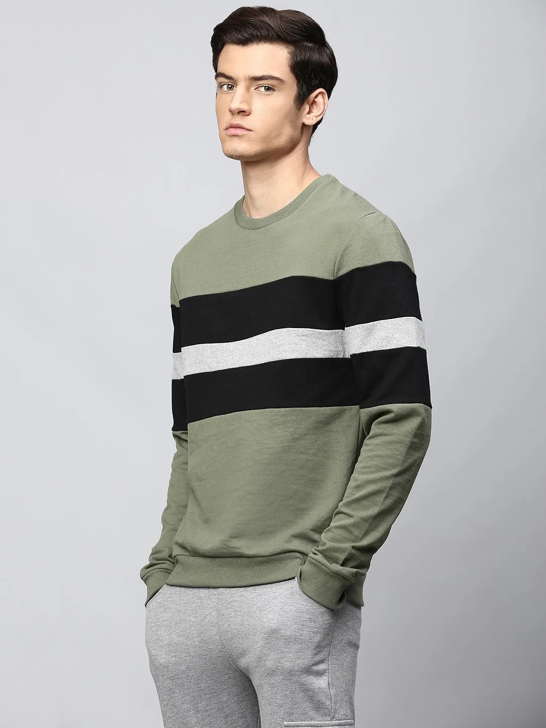 Mens Long-Sleeve Sweatshirt - Lightweight Casual Winterwear  (Light Olive)