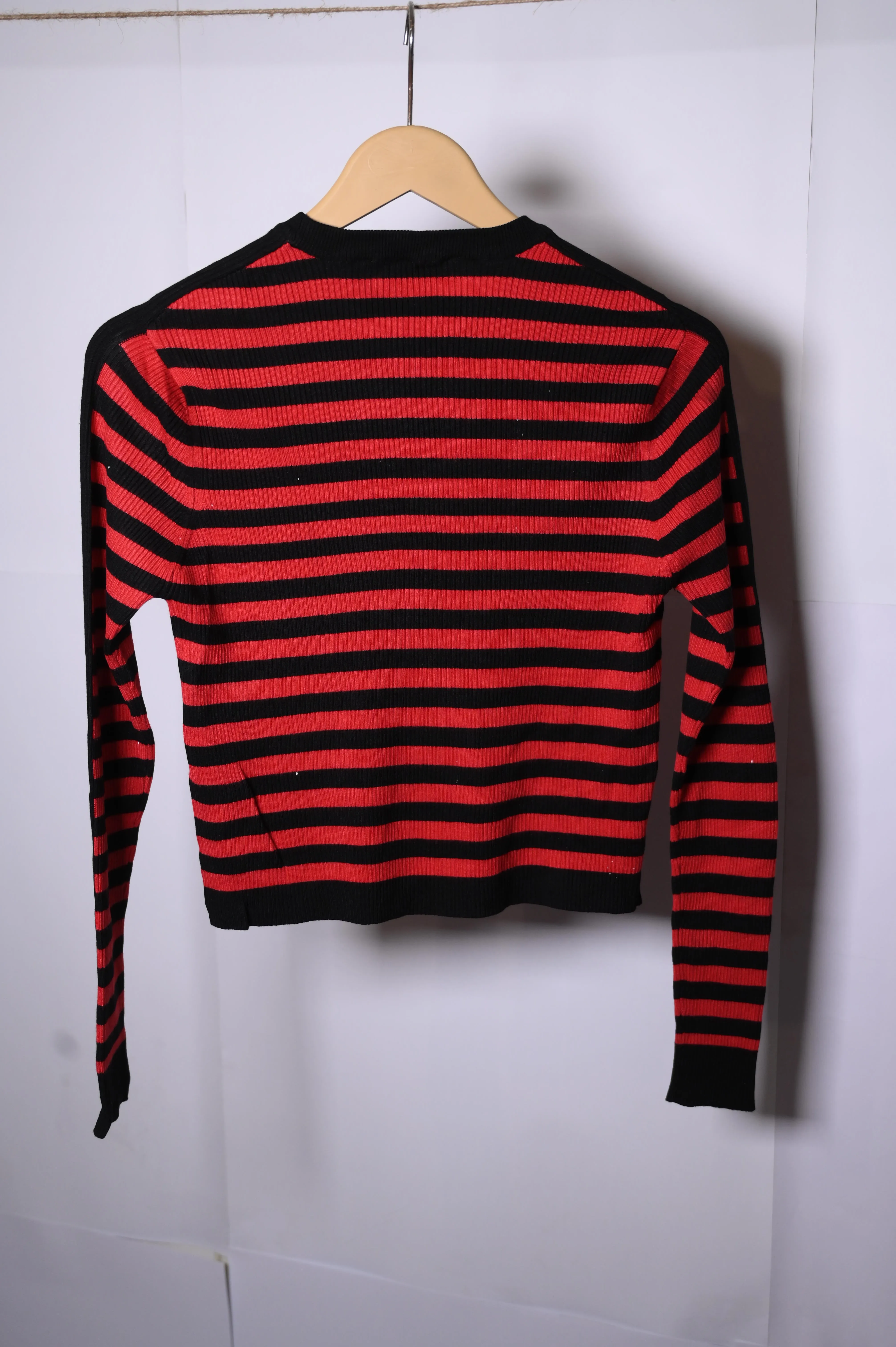 Zara Large Red and Black Sweatshirt